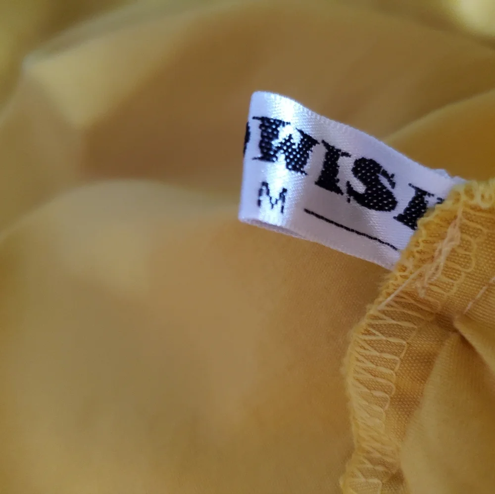 Yellow High Rise Wide Leg Paperbag Cropped Pants With Tie Belt Size Medium - Picture 6 of 10